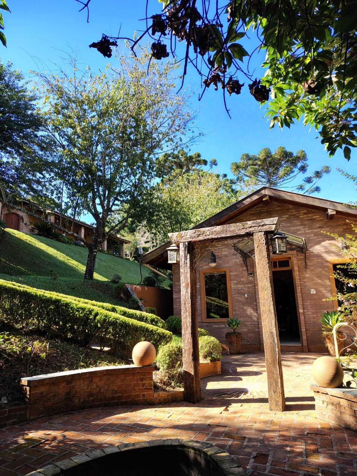 Colina Dos Passaros Lodge